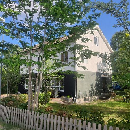 Liten Laegenhet 2 + 2 Pers Fagelfors Экстерьер фото